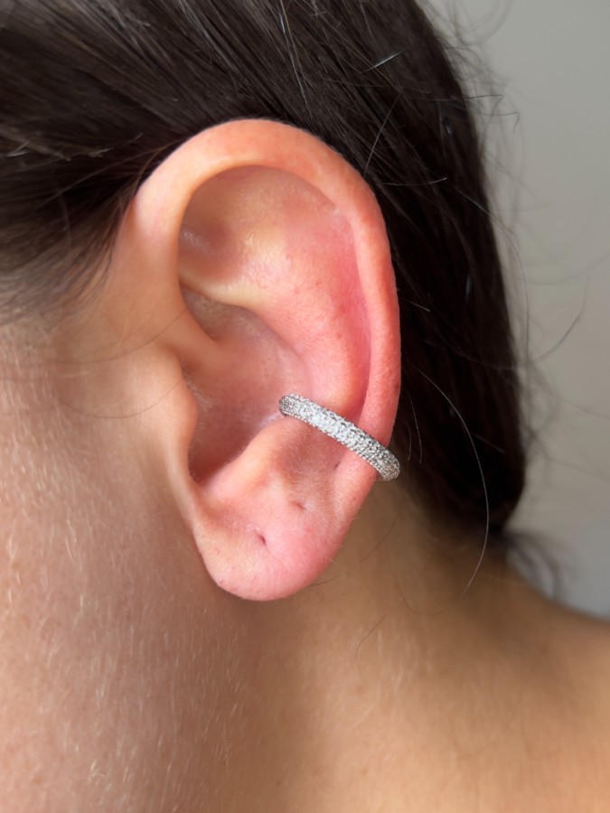 Piercing Fake Cravejado com Zircônias Branco